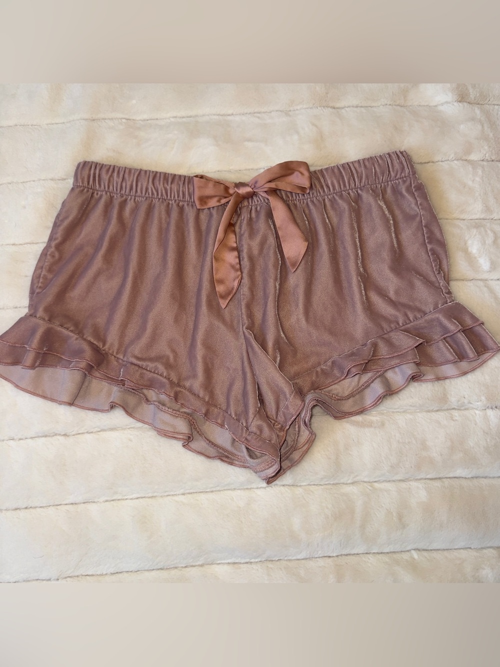 Victoria’s Secret pink velvet ruffle pj shorts medium